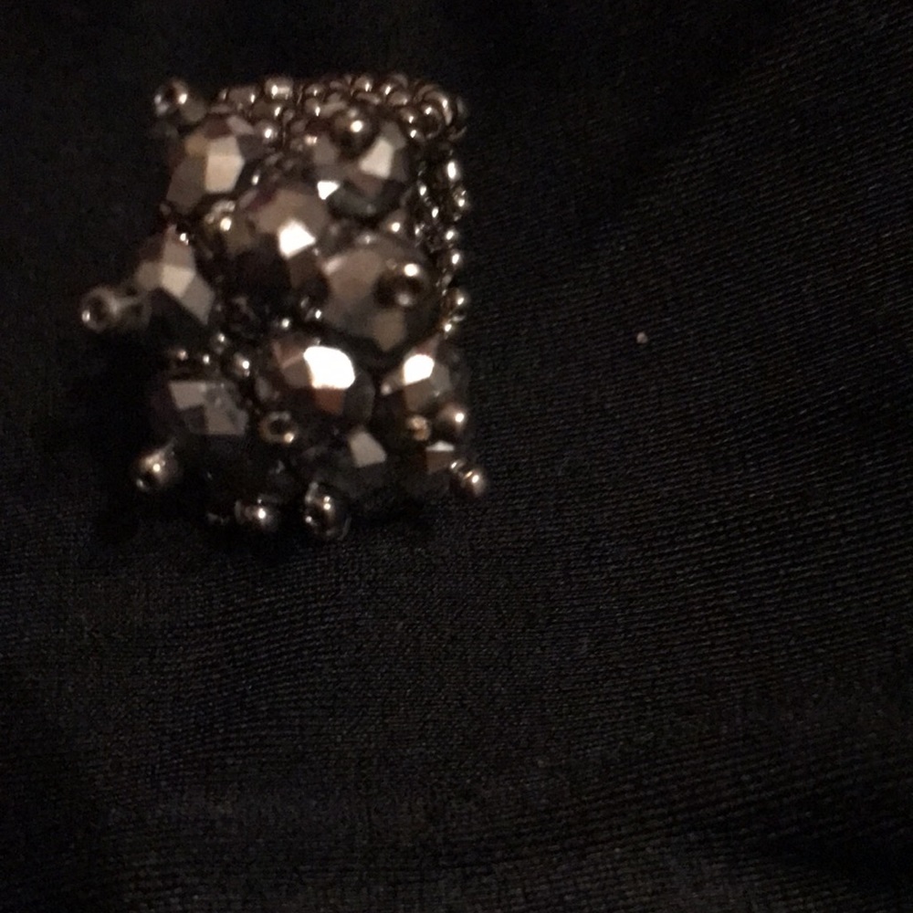 FUN FASHION RING - Picture 3 of 3